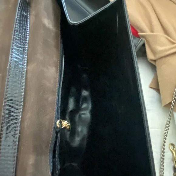 Vintage Ferragamo Snakeskin Embossed Black Leather Convertible Clutch - Picture 5 of 7